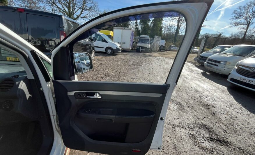 2013 VOLKSWAGEN CADDY MAXI C20 STARTLINE TDIBMT