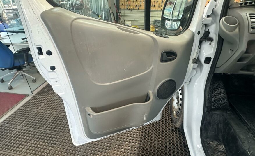 2013 VAUXHALL VIVARO 2900 CDTI LWB
