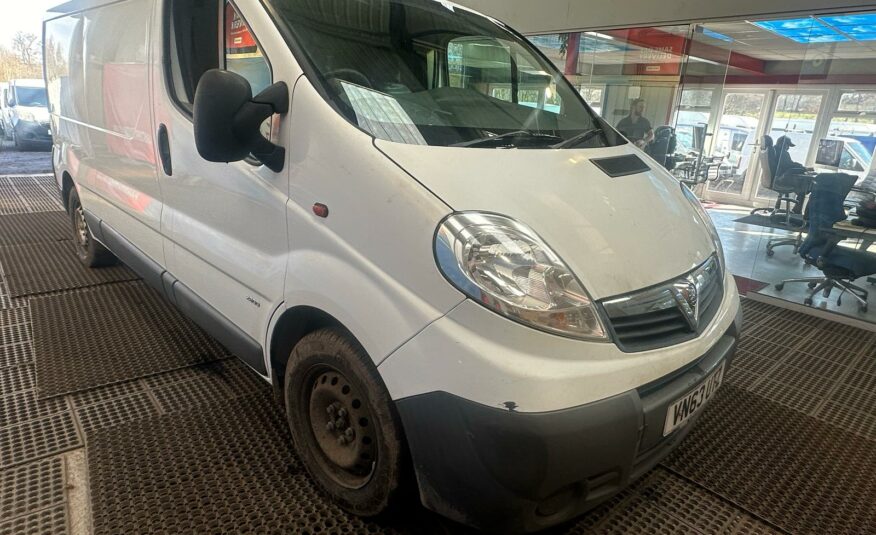 2013 VAUXHALL VIVARO 2900 CDTI LWB