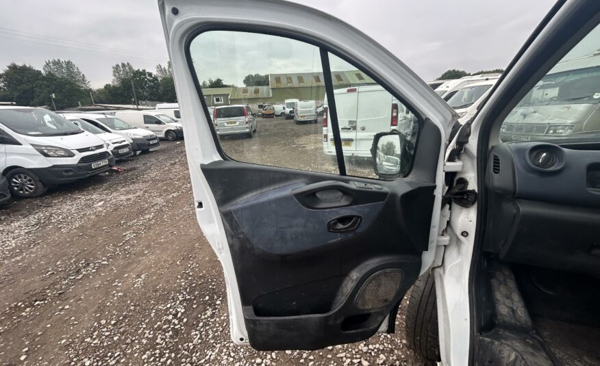 2017 VAUXHALL VIVARO 2700 CDTI