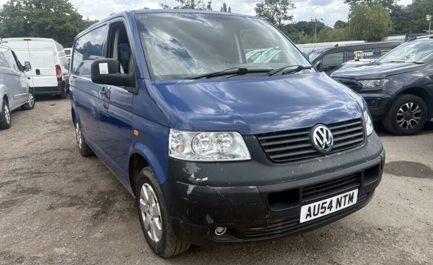 2004 VOLKSWAGEN TRANSPORTER T5 2.5 TDI