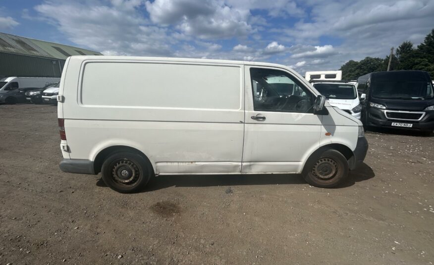 2004 VOLKSWAGEN TRANSPORTER T26 85 TDI