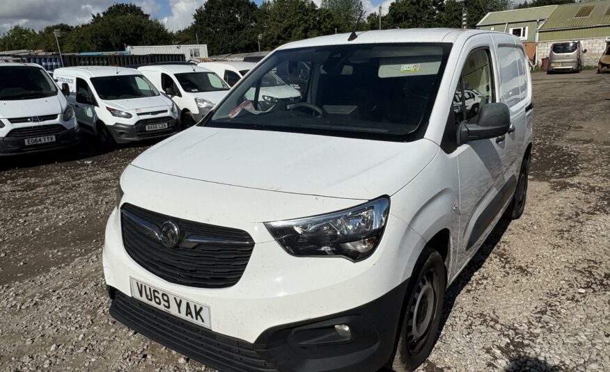 2019 VAUXHALL COMBO 2300 EDITION S/S