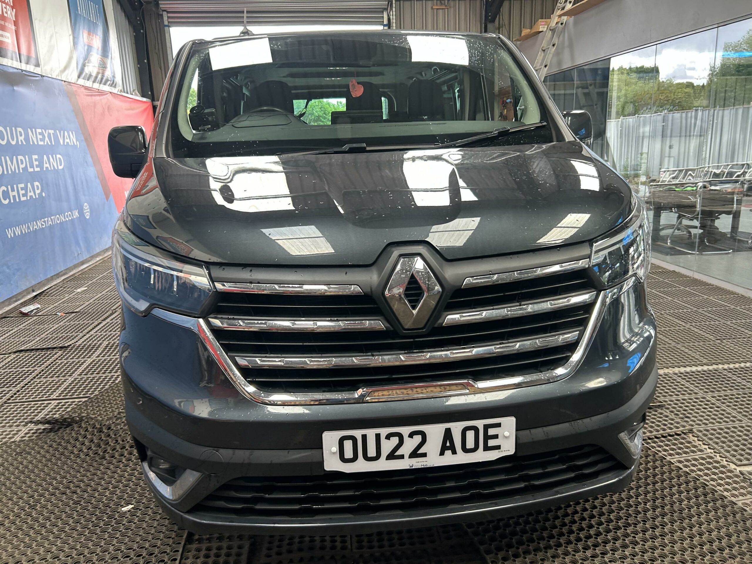2022 Renault Trafic – Model: Trafic SL28 Sport Blue DCI – OU22AOE