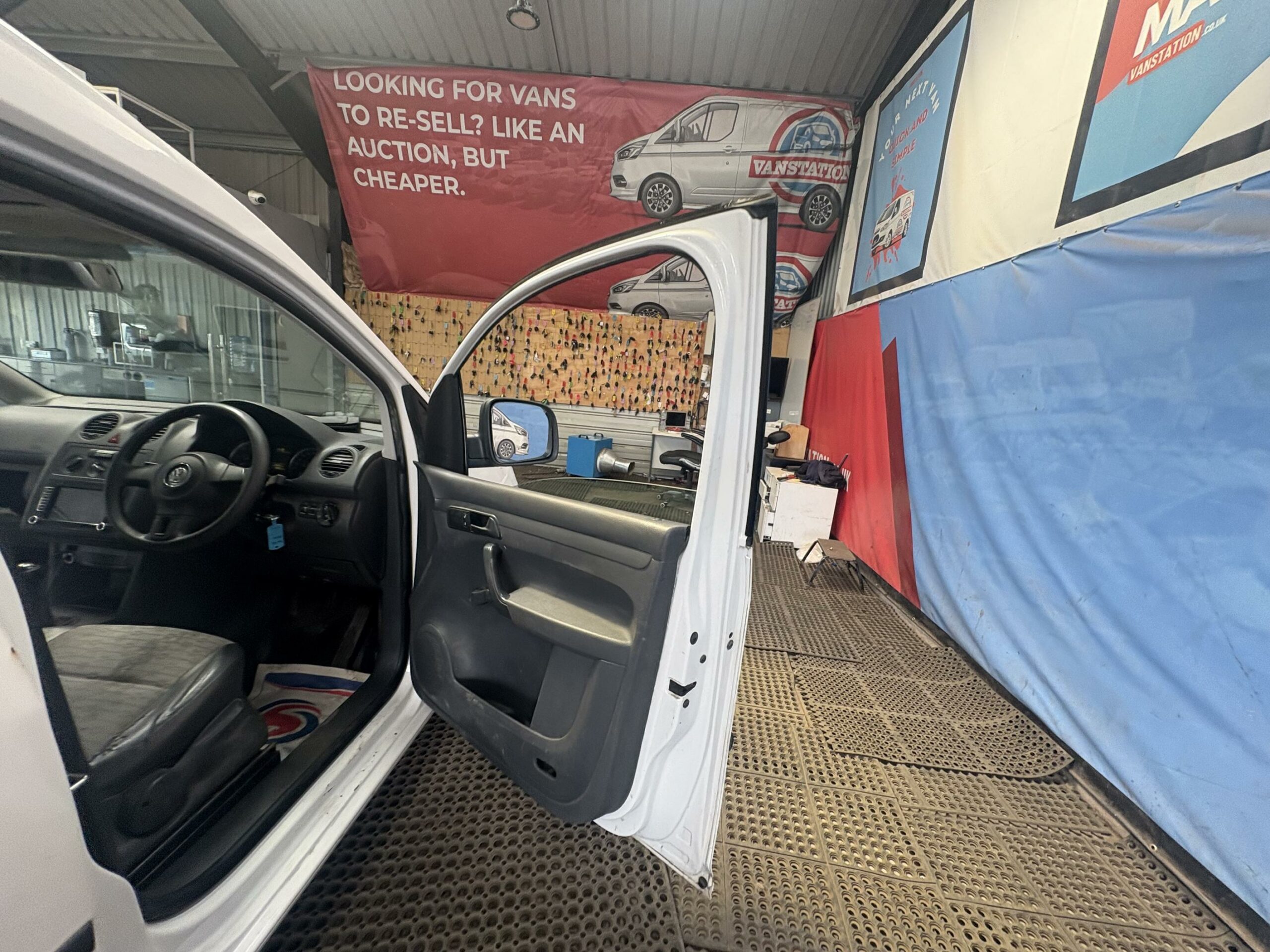 2012 Volkswagen Caddy Caddy C20 TDI 102 – DL12HFN