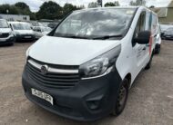 2015 VAUXHALL VIVARO 2700 CDTI