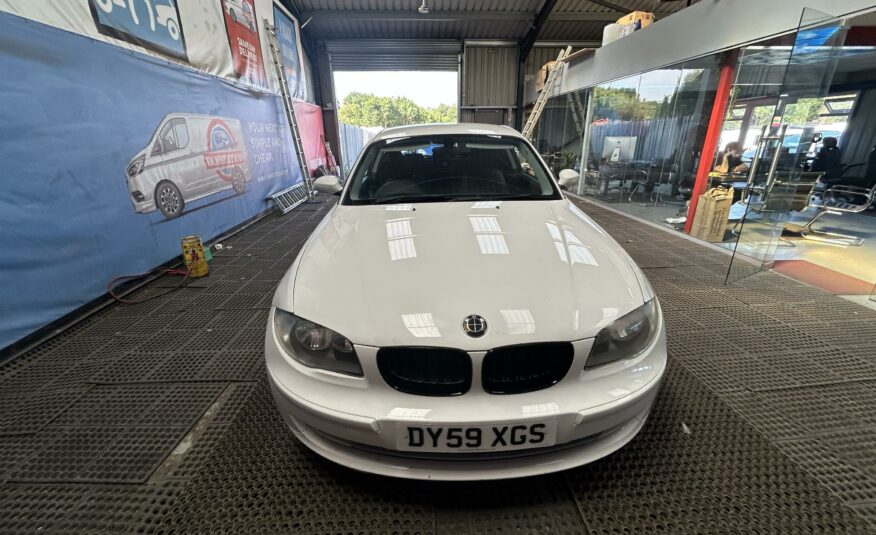 2009 BMW 1 SERIES 116D
