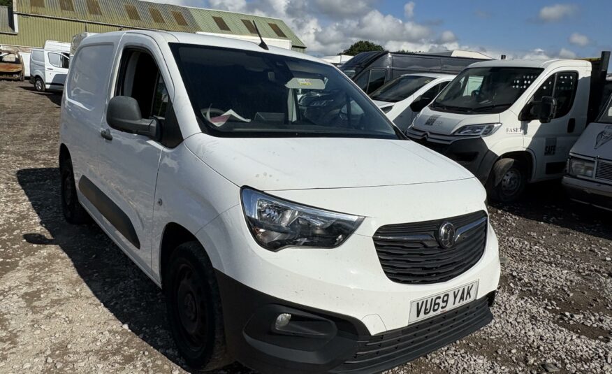 2019 VAUXHALL COMBO 2300 EDITION S/S