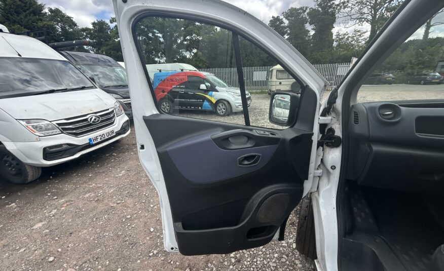 2017 VAUXHALL VIVARO 2900 CDTI