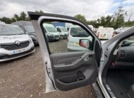 2015 NISSAN NAVARA OUTLOW