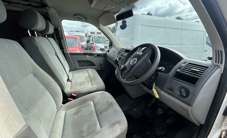 2005 VOLKSWAGEN T-SPORTER T30 104 TDI LWB