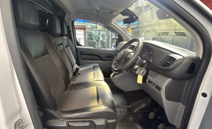 2017 PEUGEOT EXPERT PRO STANDARD BLUE HDI