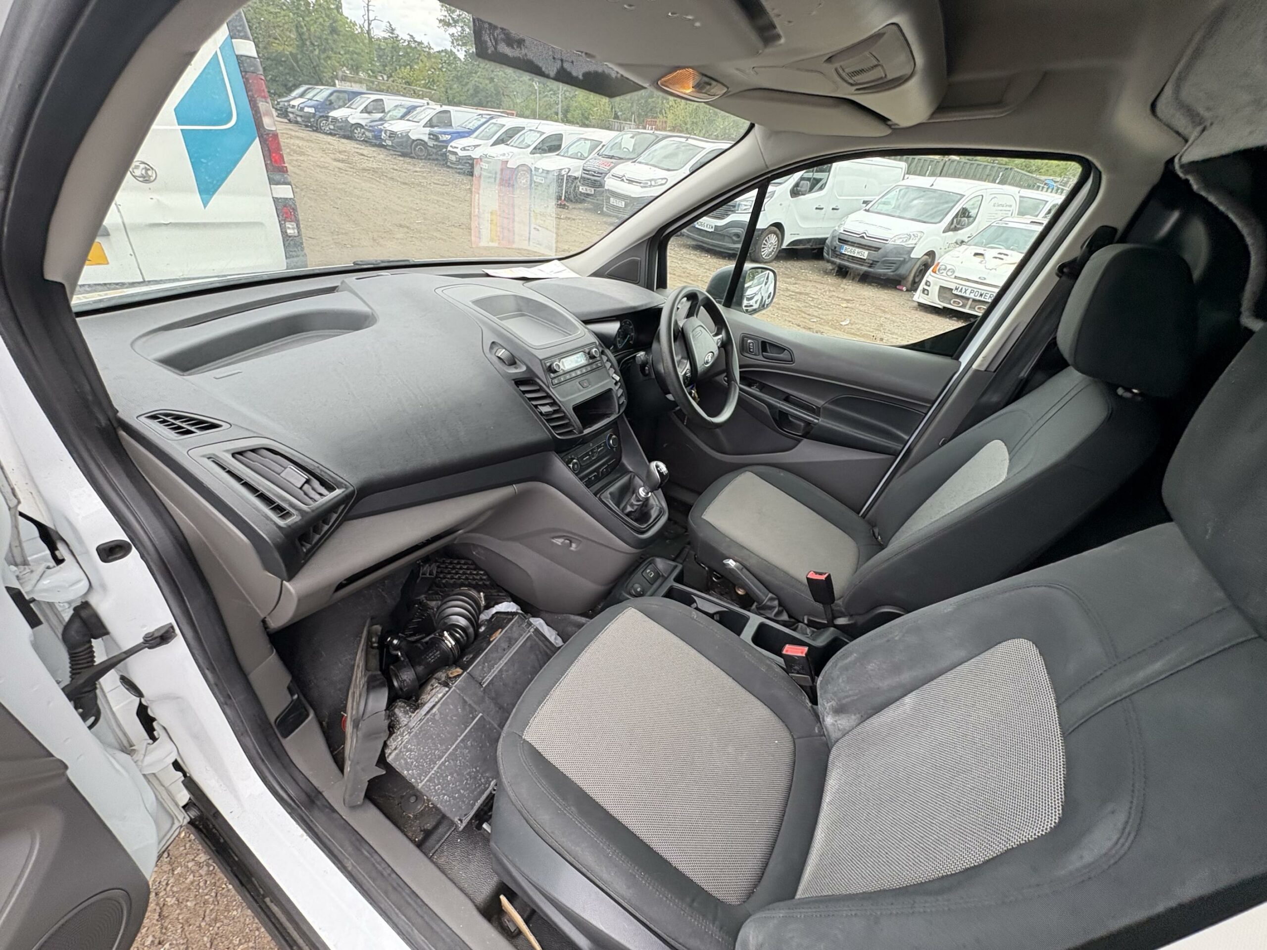 2020 Ford Transit Connect Transit Connect 200 Base TDCi – HJ70NVD