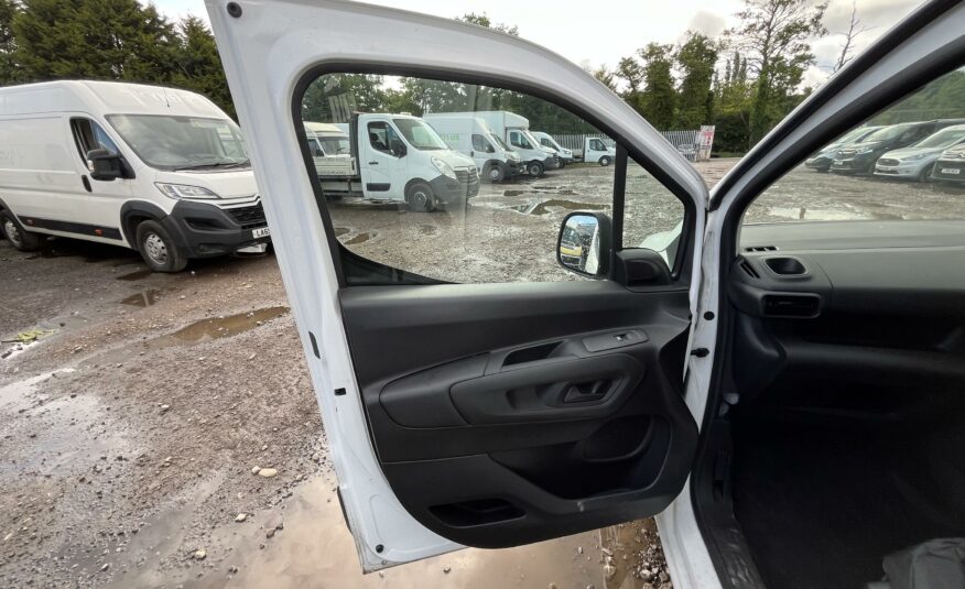2020 VAUXHALL COMBO 2300 SPORTIVE S/S