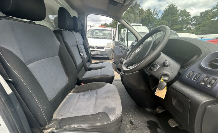 2017 VAUXHALL VIVARO 2900 CDTI