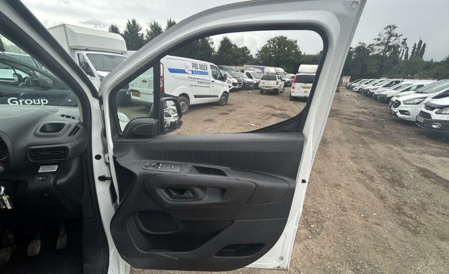 2022 TOYOTA PROACE CITY ACTIVE