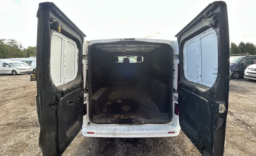 2016 VAUXHALL VIVARO TRAFFIC