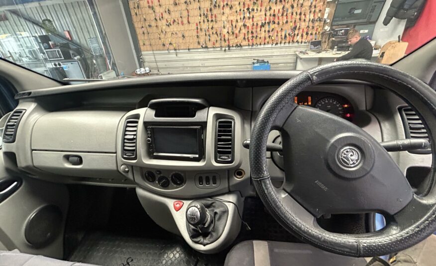 2005 VAUXHALL VIVARO DTI 2900 LWB P/V