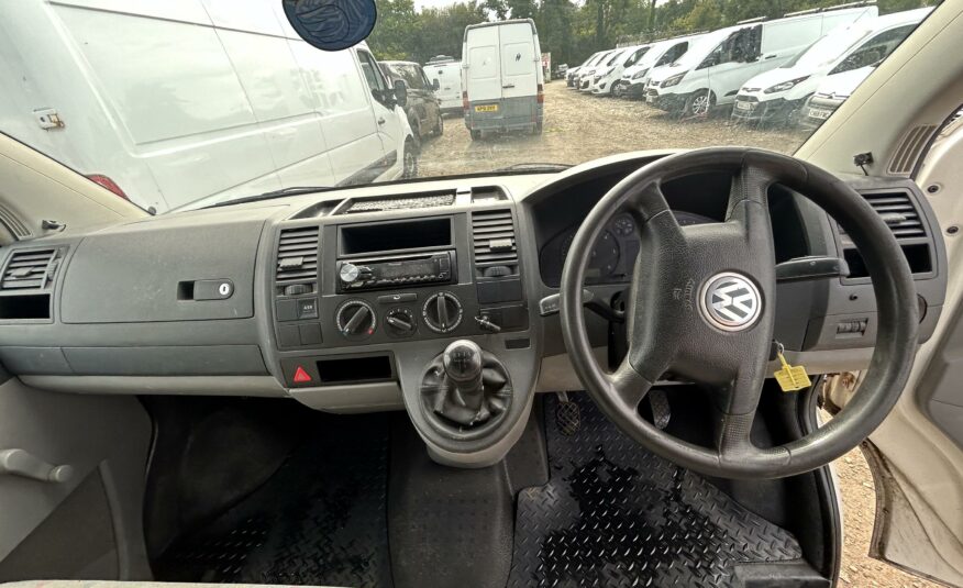 2005 VOLKSWAGEN T-SPORTER T30 104 TDI LWB