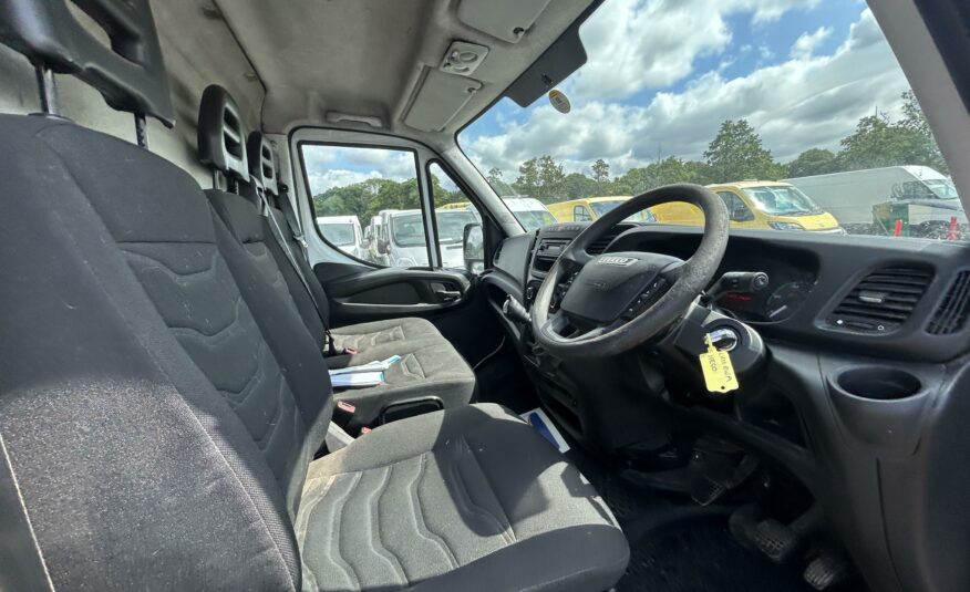 2016 IVECO DAILY 35S13V