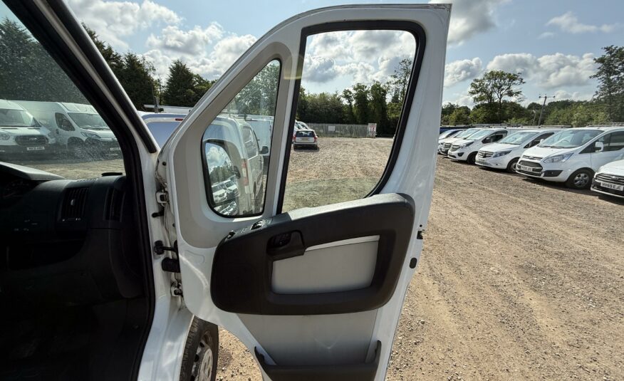 2017 PEUGEOT BOXER 335 PRO L3H2 BLUE HDI