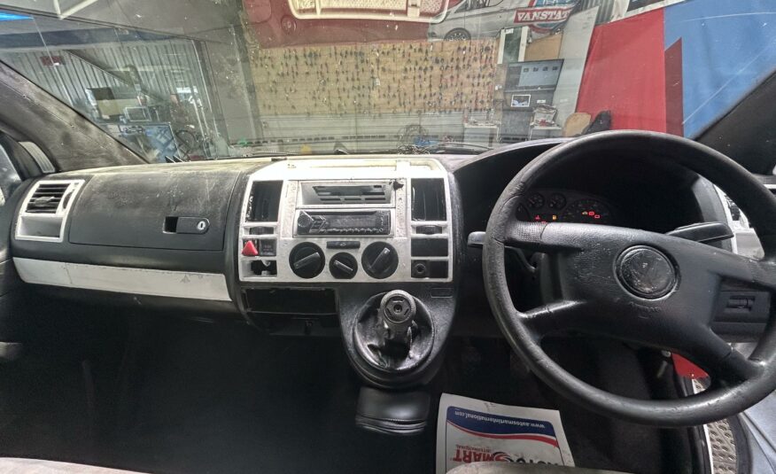 2005 VOLKSWAGEN TRANSPORTER T28 85 TDI