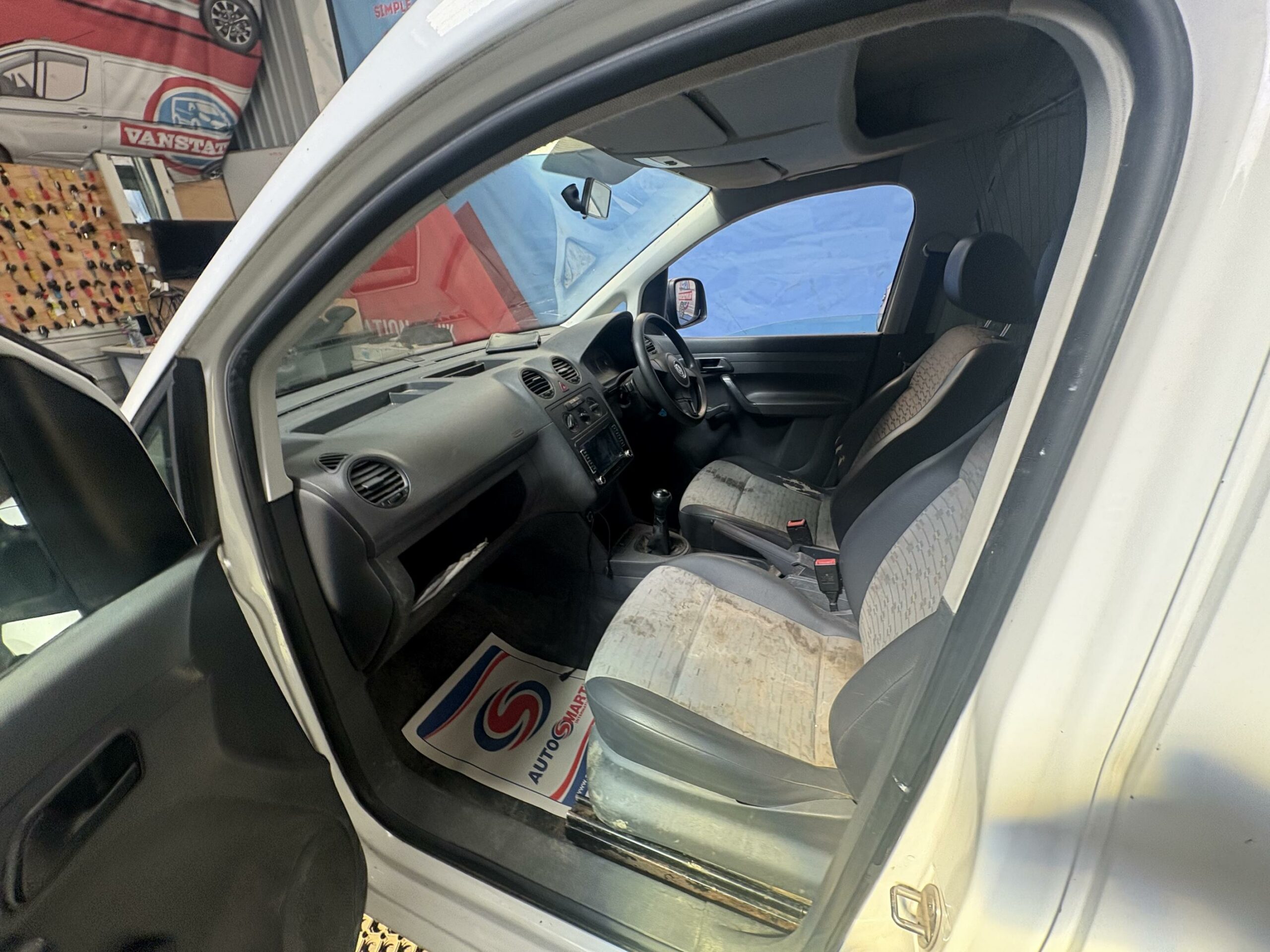 2012 Volkswagen Caddy Caddy C20 TDI 102 – DL12HFN