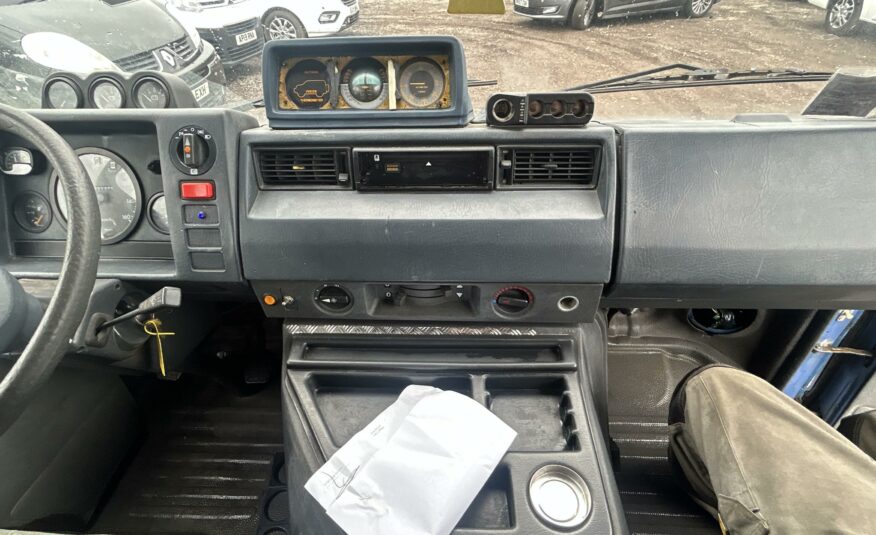1991 MERCEDES 208D