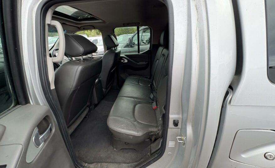 2015 NISSAN NAVARA OUTLOW