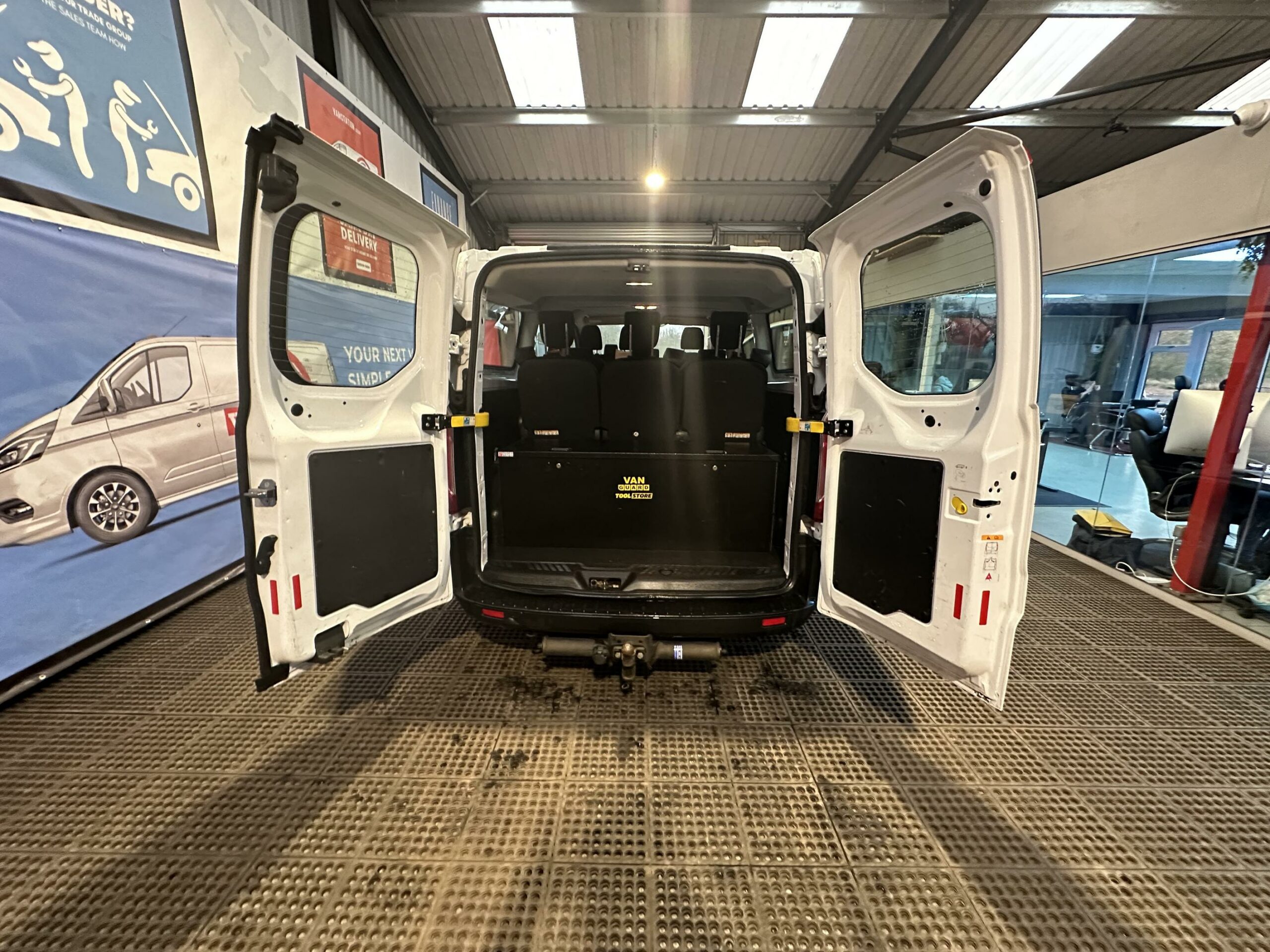 2019 Ford Transit Custom Transit Custom 320 Base EcoBlue – FH19MRU