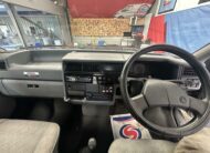 VOLKSWAGEN TRANSPORTER CARAVELLE