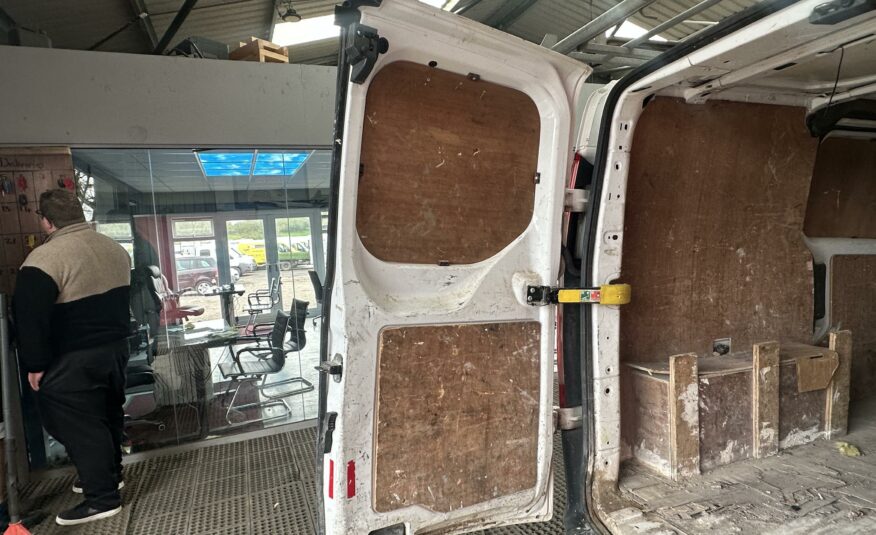 FORD TRANSIT CUSTOM 270 LR P/V