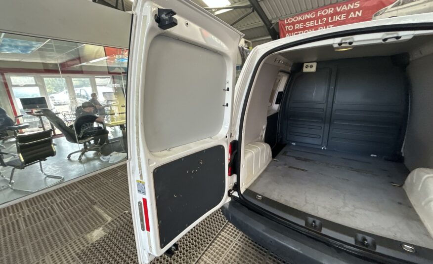 2013 VOLKSWAGEN CADDY C20 PLUS TDI 102