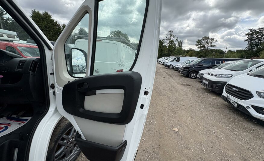 2018 PEUGEOT BOXER 335 L2H2 BLUE HDI