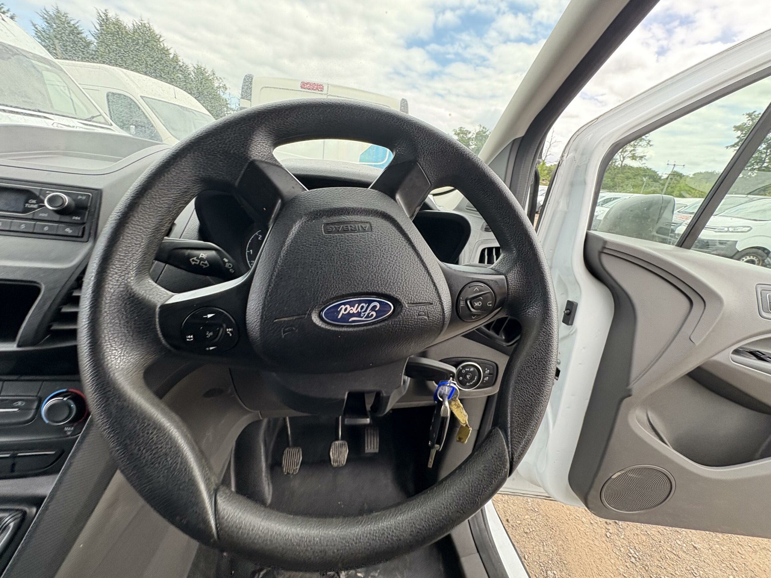 2020 Ford Transit Connect Transit Connect 200 Base TDCi – HJ70NVD