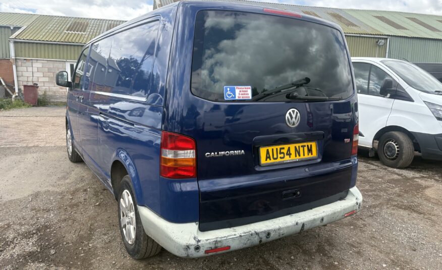 2004 VOLKSWAGEN TRANSPORTER T5 2.5 TDI