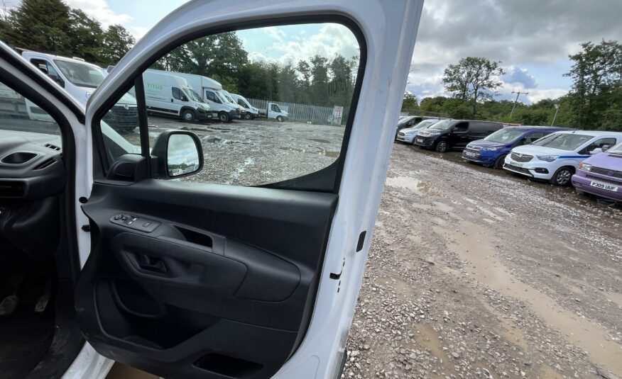 2020 VAUXHALL COMBO 2300 SPORTIVE S/S