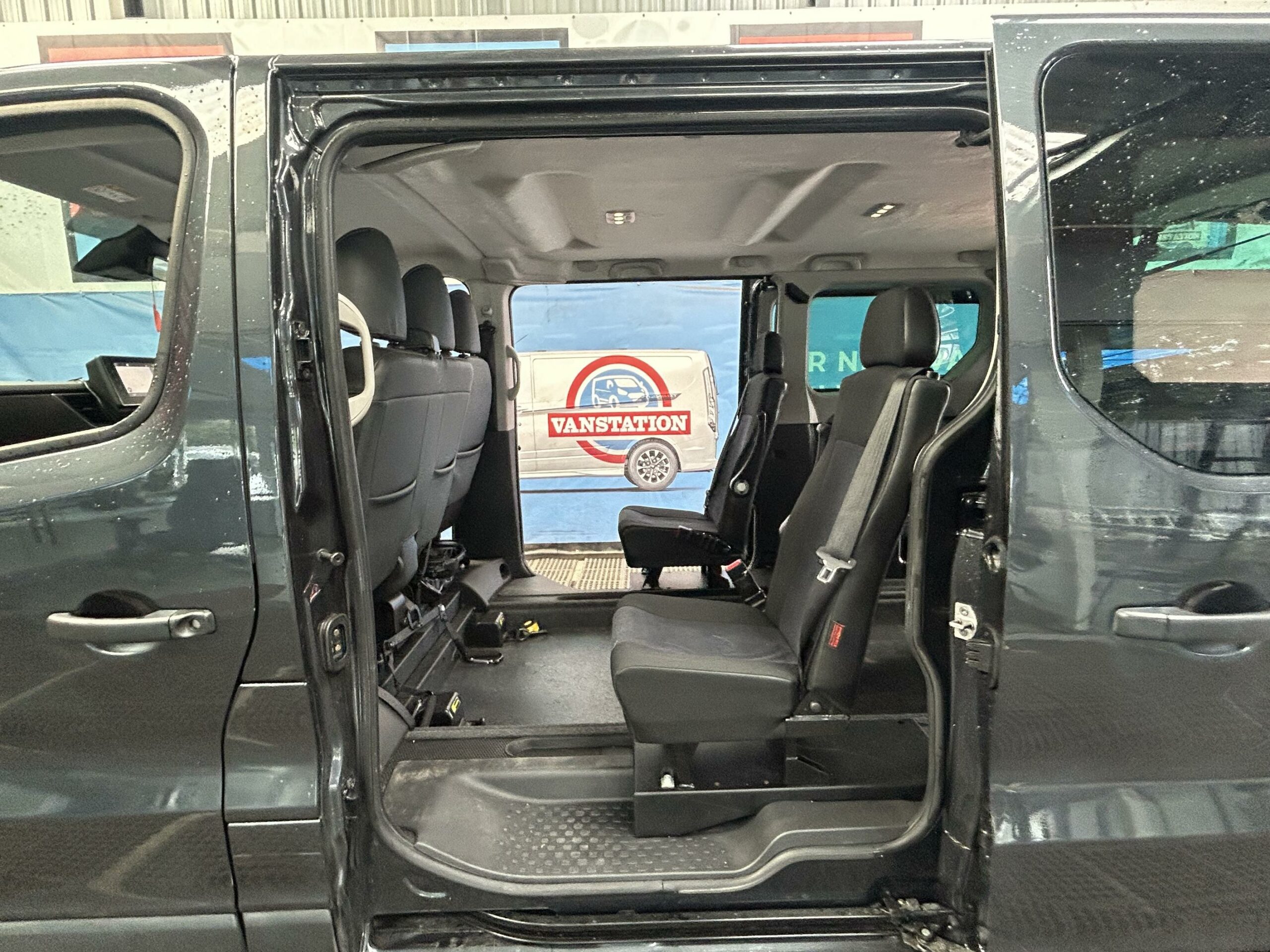 2022 Renault Trafic – Model: Trafic SL28 Sport Blue DCI – OU22AOE