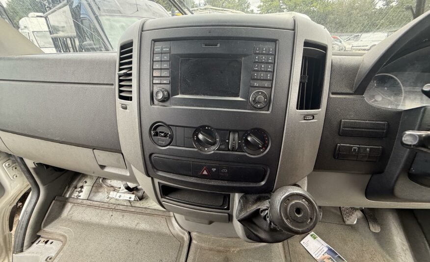 2015 VOLKSWAGEN CRAFTER CR35 TDI