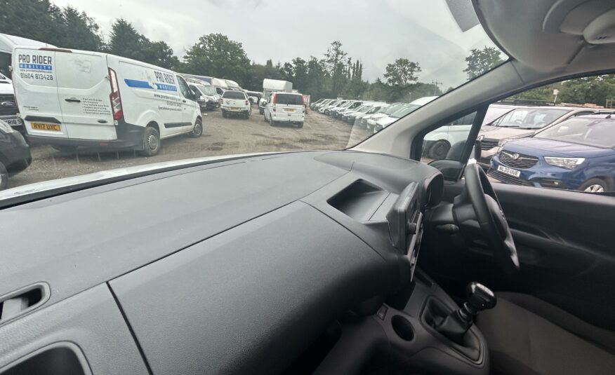2022 TOYOTA PROACE CITY ACTIVE