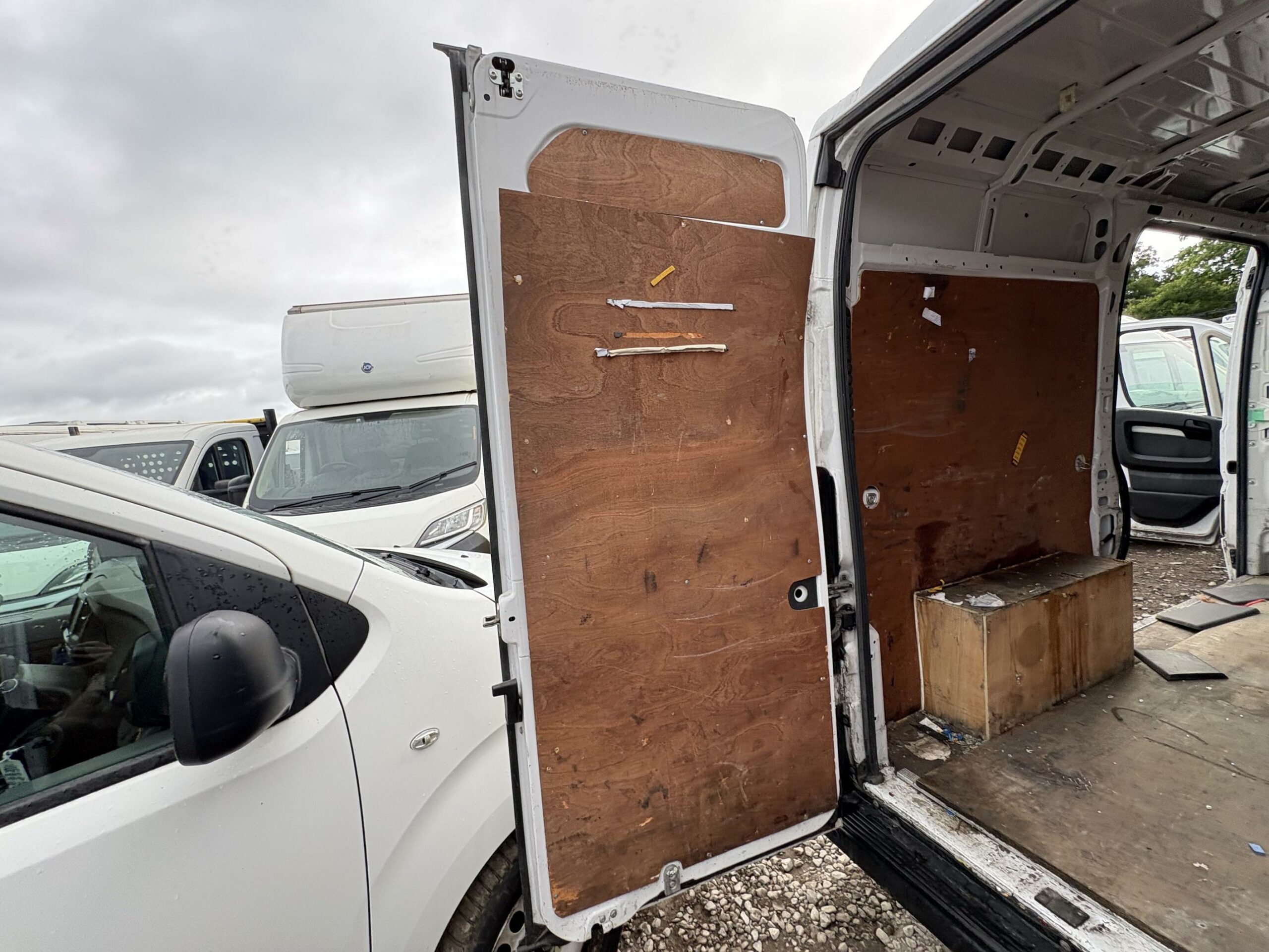 2022 Citroen Relay Relay 35 L2H2 Enterprise Blue HDi S/S – FD71KPE