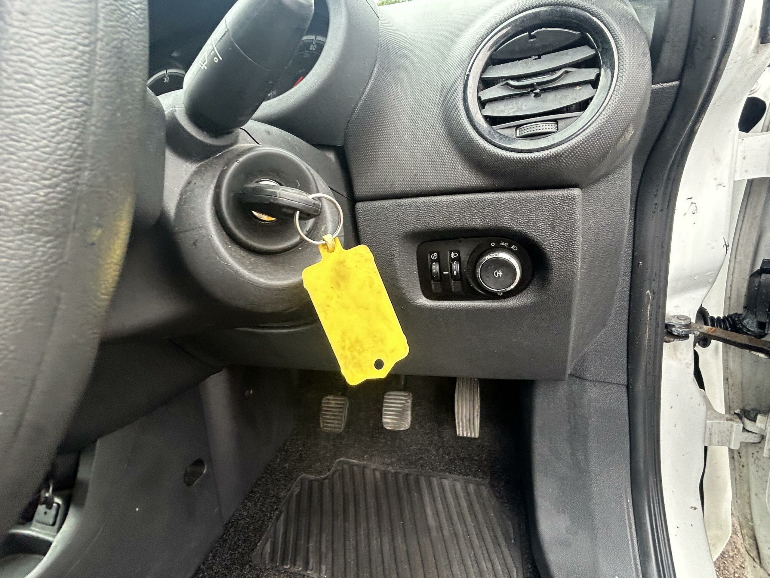 2014 Vauxhall Corsa Corsa CDTi ecoFLEX – SN14OEE
