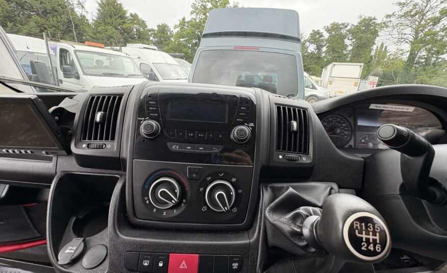 2021 CITROEN RELAY 35 L4 CURTAINSIDE BLUEHDI S/S