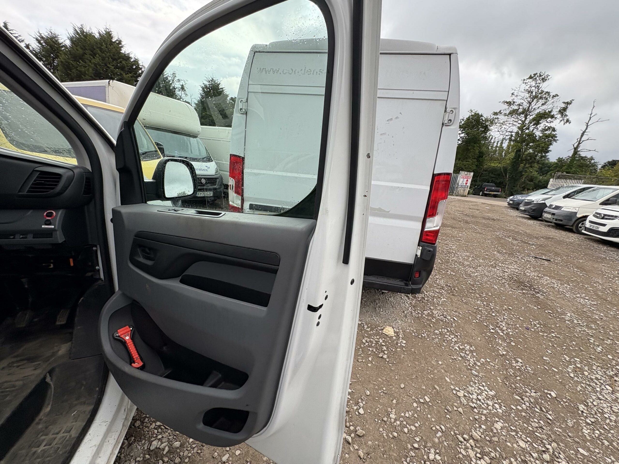 2018 Peugeot Expert Expert Professional Standard Blue HDi – LN18LNY
