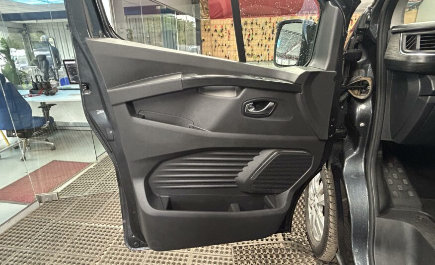 2022 RENAULT TRAFIC SL28 SPORT BLUE DCI SL28 SPORT BLUE DCI