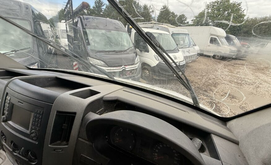 2015 VOLKSWAGEN CRAFTER CR35 TDI