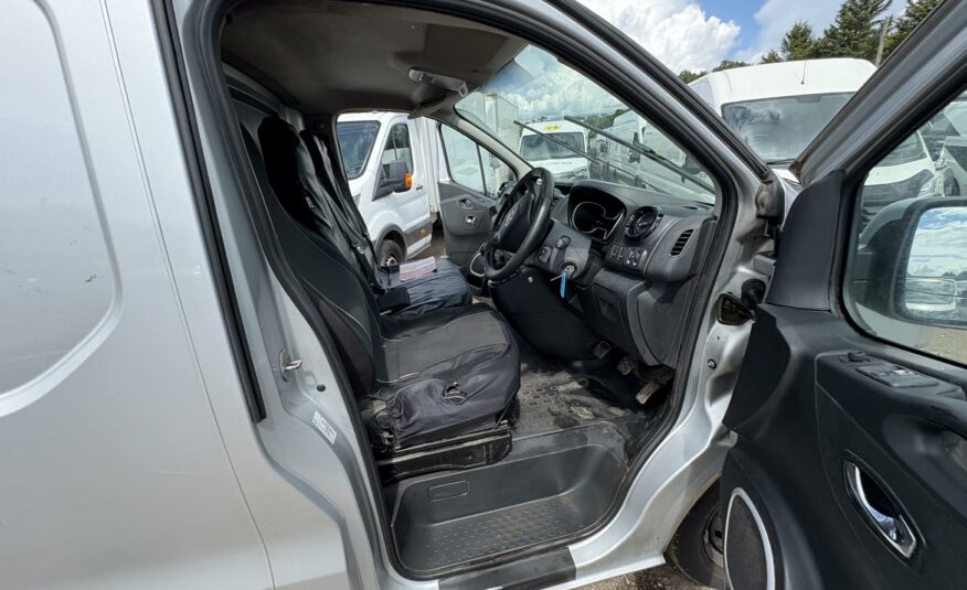 2017 VAUXHALL VIVARO 2900 SPORTIVE CDTI
