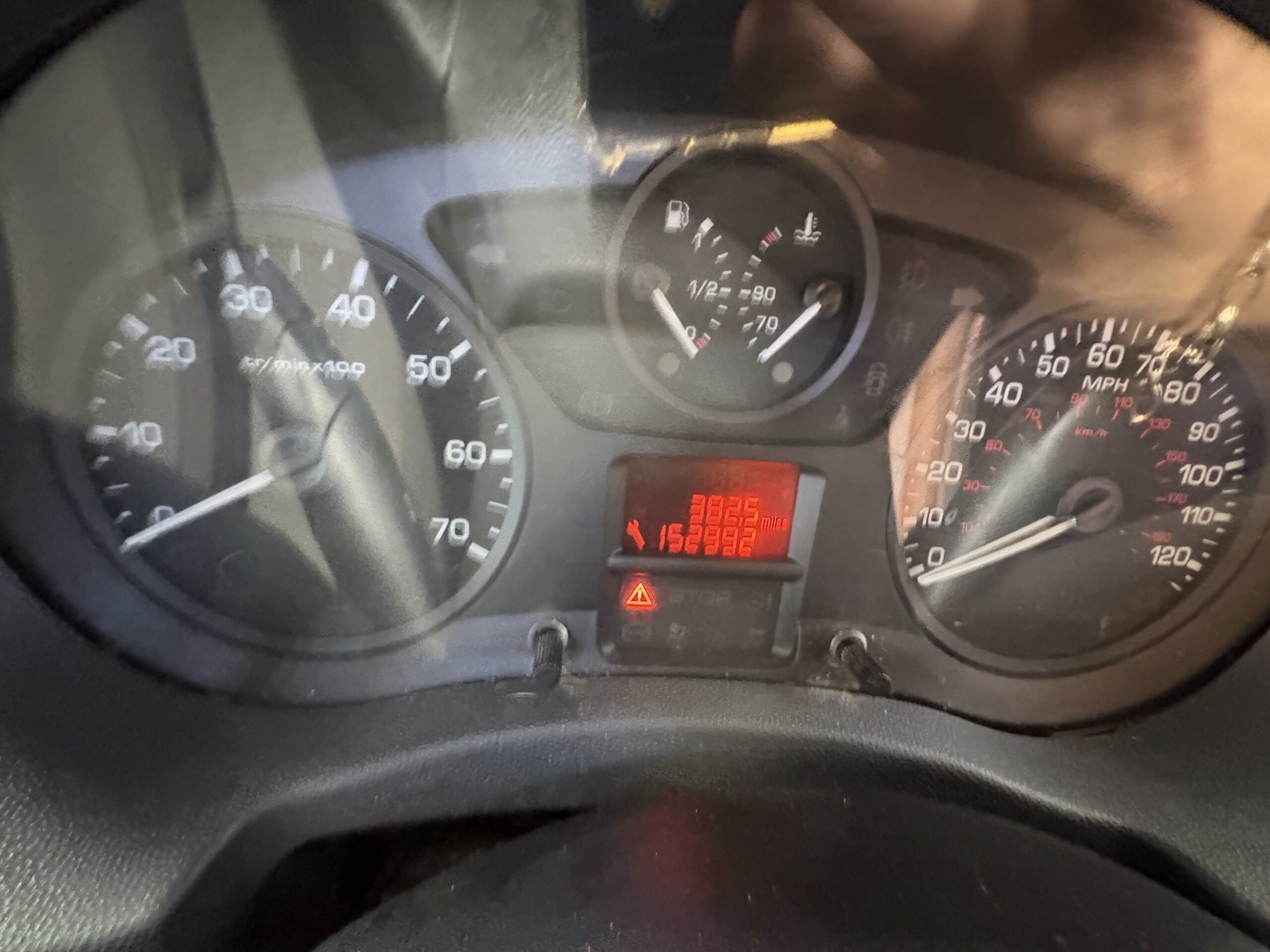 2016 Peugeot Expert – Model: Expert 1000 L1H1 Professional HDi – EA66UYM