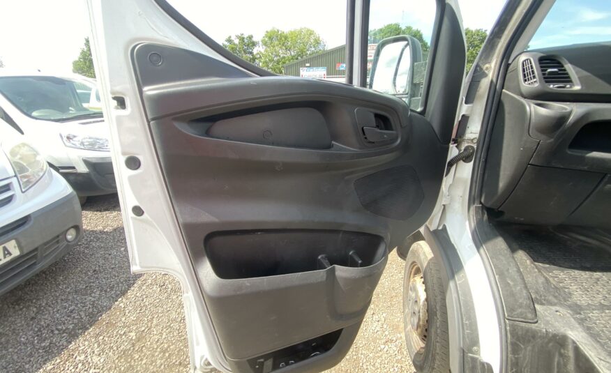 2017 IVECO DAILY 35S14 S-A 35S14 S-A