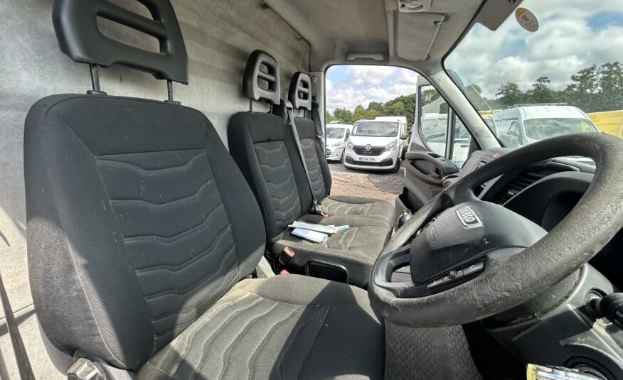 2016 IVECO DAILY 35S13V
